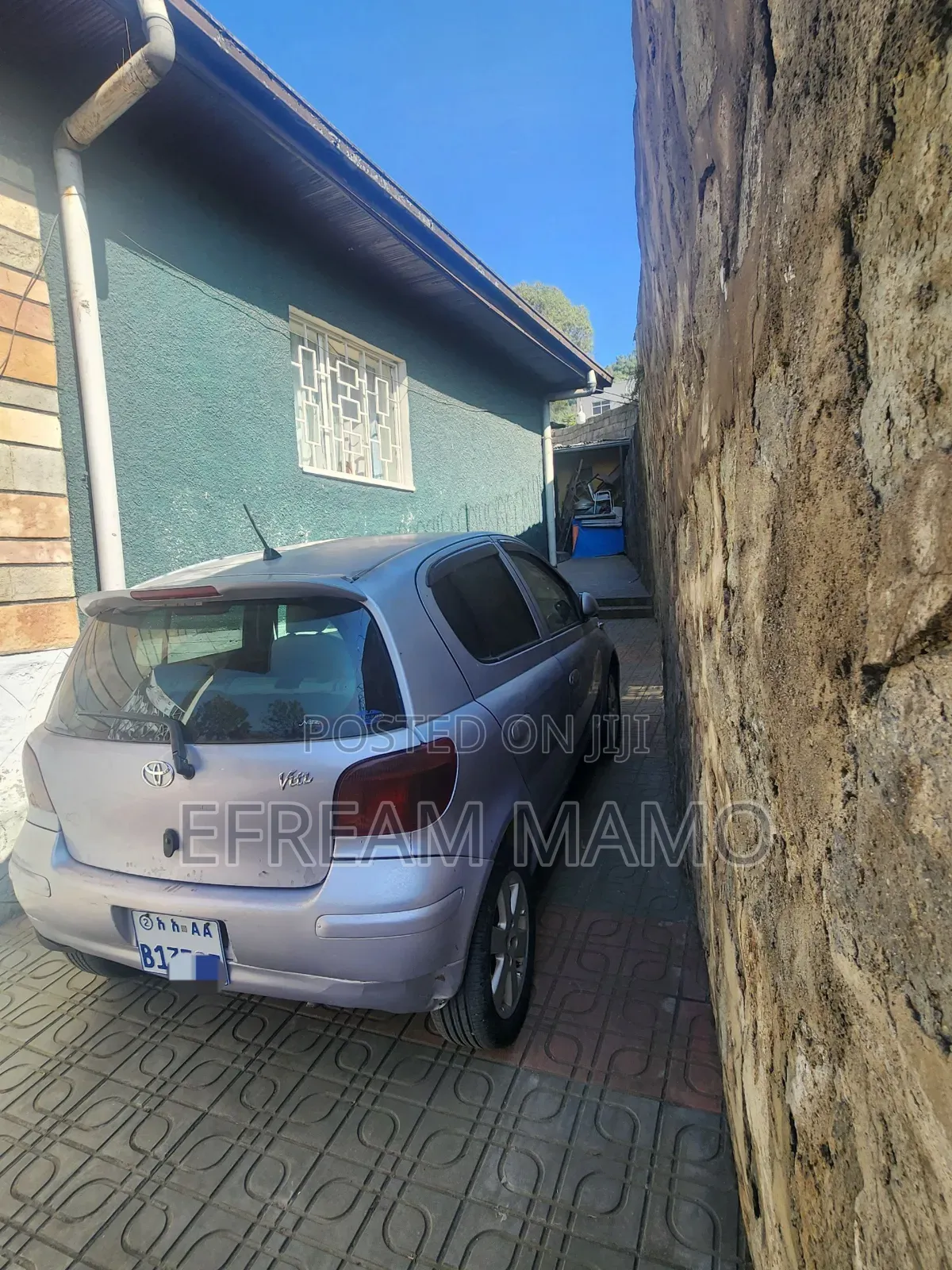 Toyota Vitz 2004 Purple