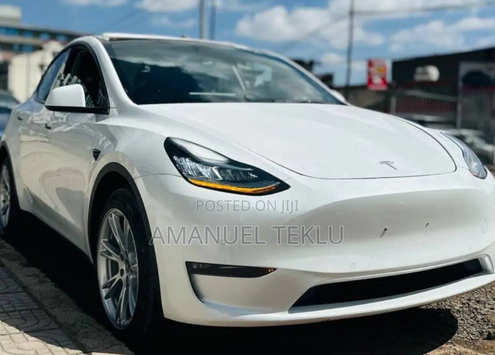 Tesla Model Y 2023 White