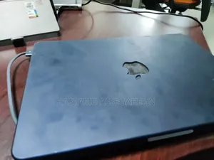 Laptop Apple MacBook Air 2022 M2 8GB Apple M2 Ultra SSD 256GB