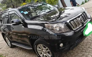 Toyota Land Cruiser Prado 2011 Black
