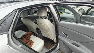 Hyundai Elantra 2021 Gray