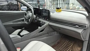 Hyundai Elantra 2021 Gray