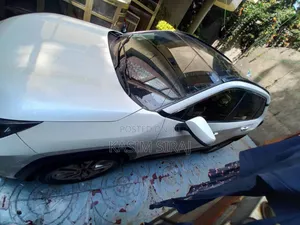 Toyota RAV4 Adventure AWD 2020 White