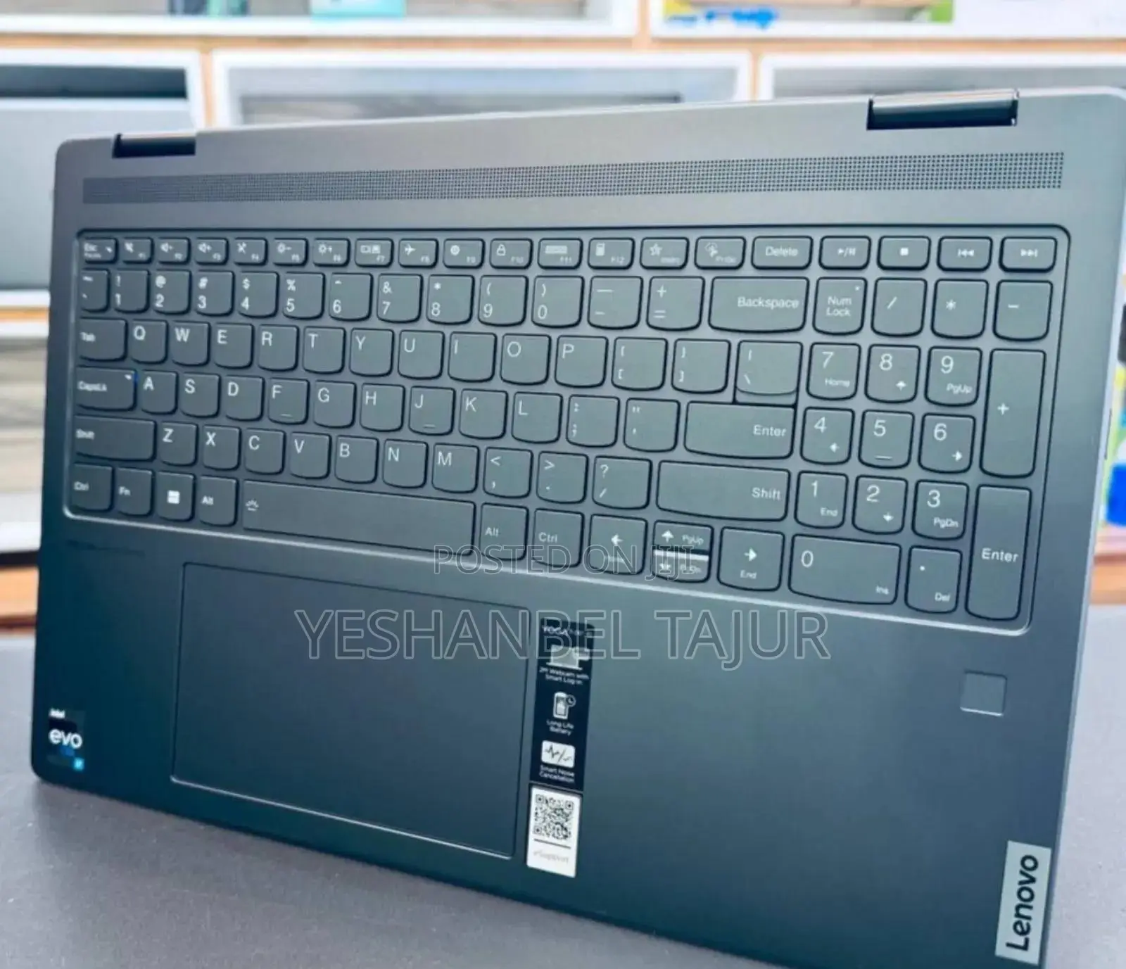 New Laptop Lenovo Yoga 7i 16GB Intel Core I7 SSD 512GB