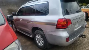 Toyota Land Cruiser 4.5 V8 TD STD 2010 Silver