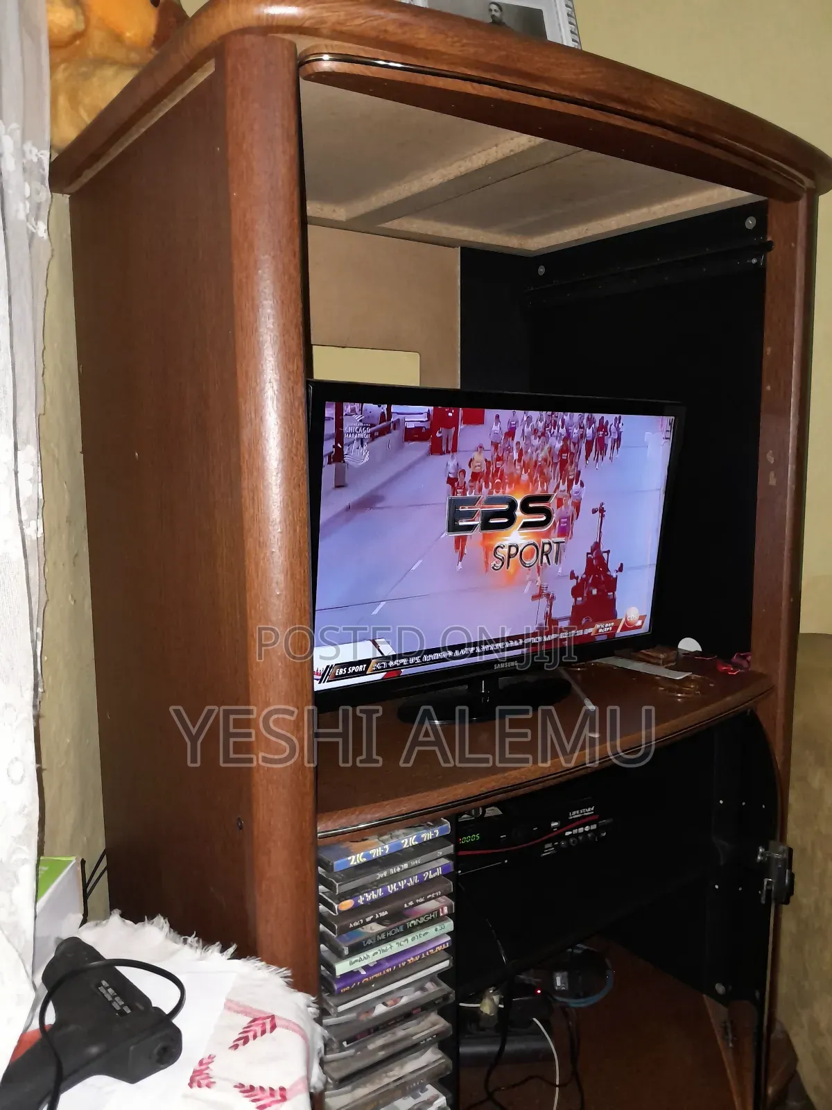 Tv Stand 32 Inch