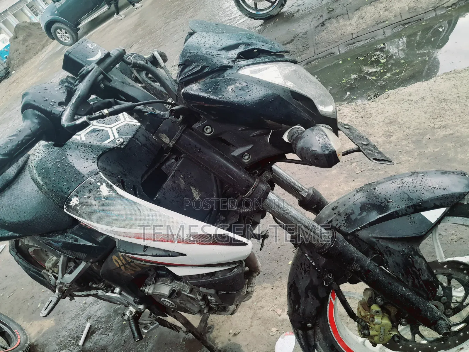 New Bajaj Pulsar RS200 2016 Black