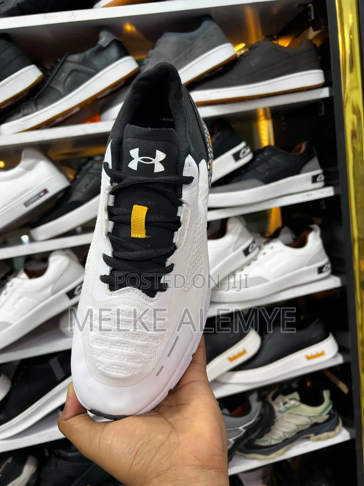 Under Armour Running Men's Shoes Made in Vietnam