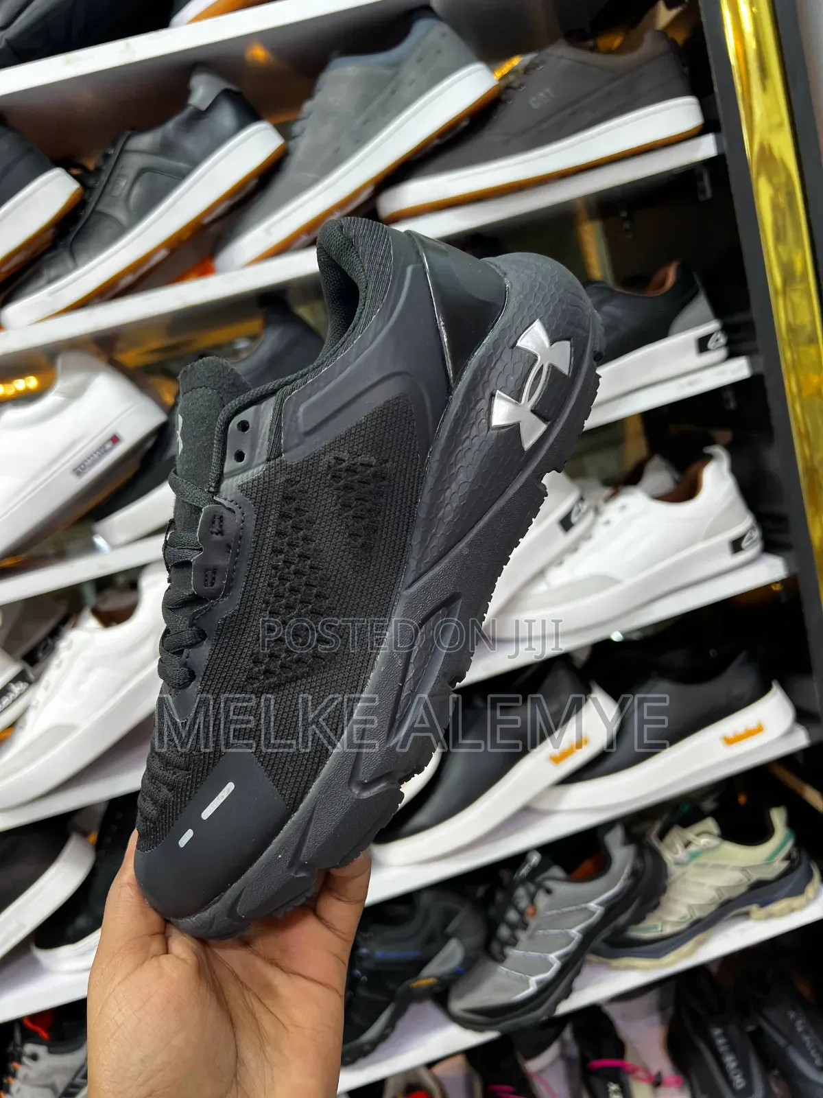 Under Armour Running Men's Shoes Made in Vietnam