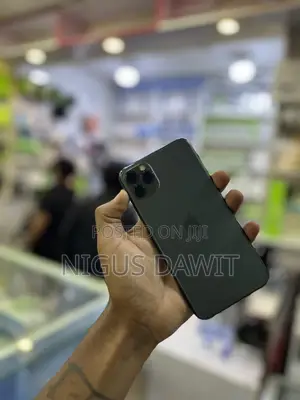 Photo - Apple iPhone 11 Pro Max 256 GB Green