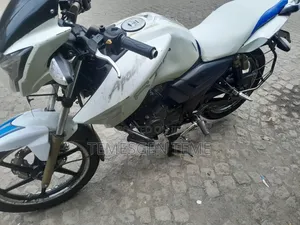 Photo - New TVS Apache 180 RTR 2017 White