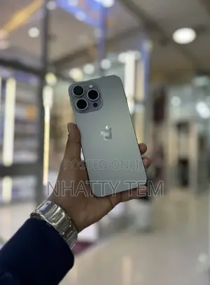 Apple iPhone 15 Pro Max 256 GB