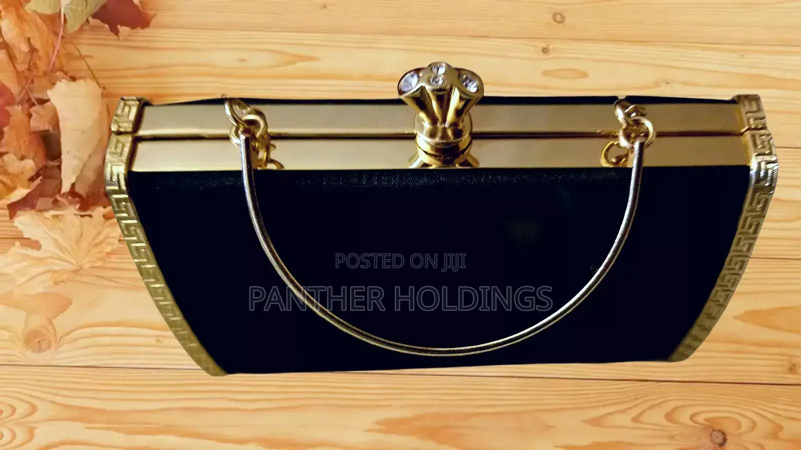 Elegant Gold Clutch Purse With Chain Strap Saar Signature