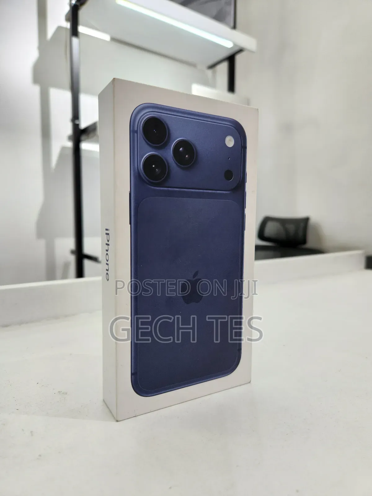 New Apple iPhone 17 Pro Max 256 GB Blue