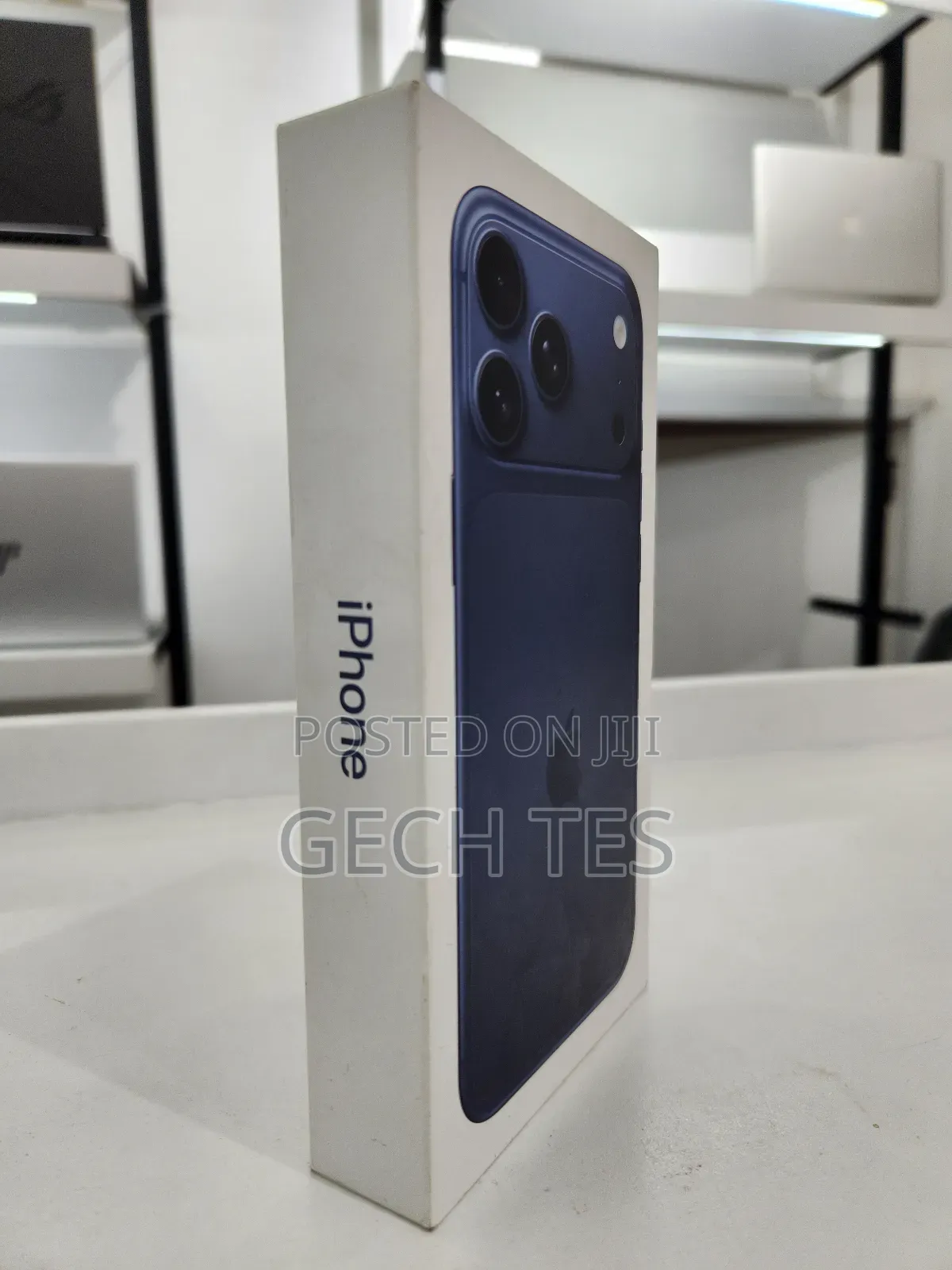 New Apple iPhone 17 Pro Max 256 GB Blue