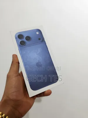 New Apple iPhone 17 Pro Max 256 GB Blue