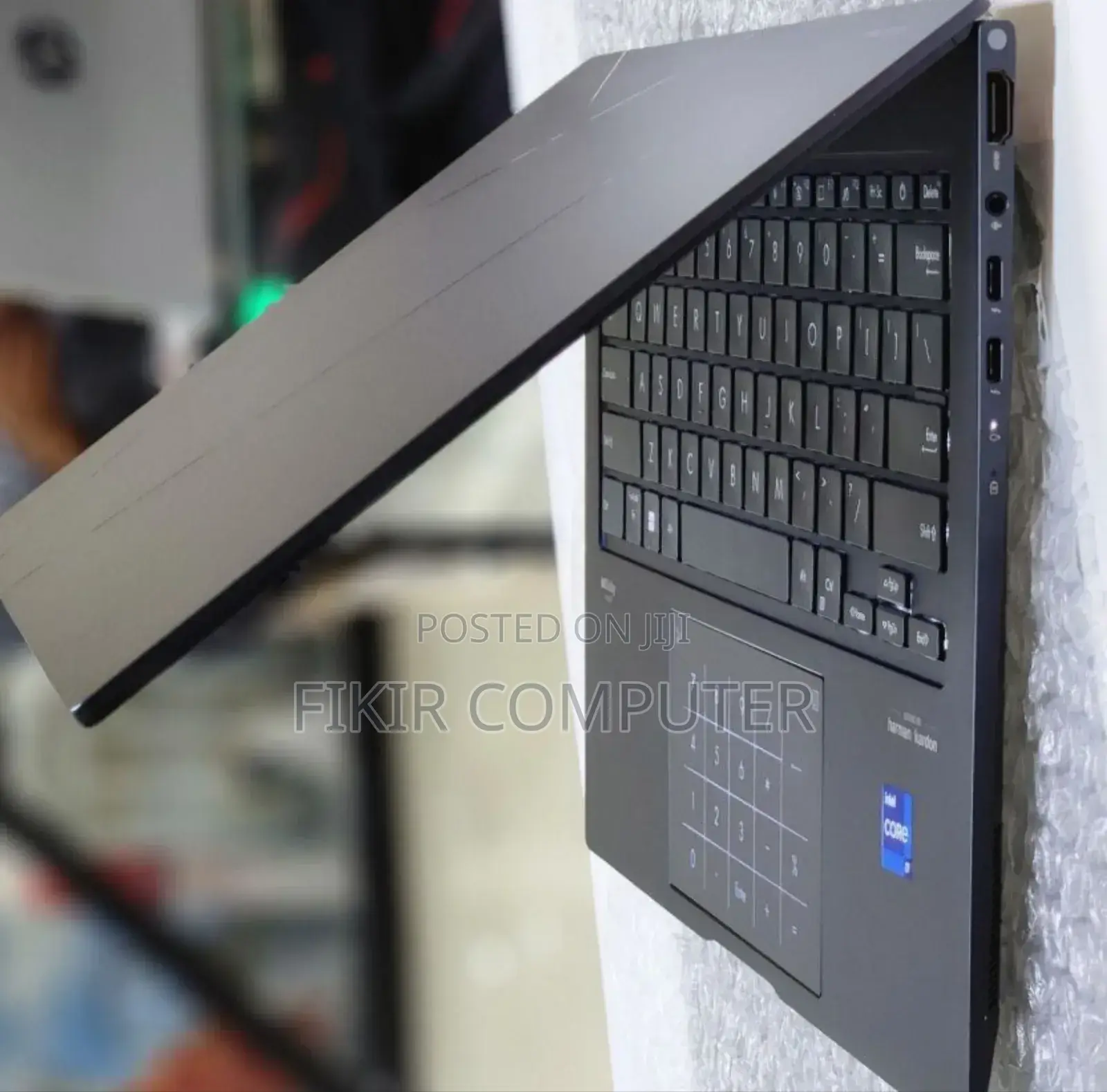 New Laptop Asus ZenBook UX31A 16GB Intel Core I7 SSD 512GB