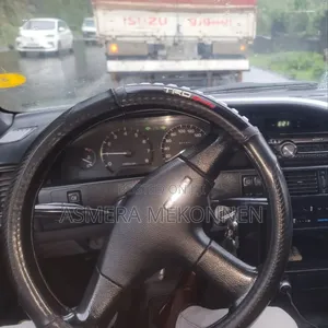 Toyota Yaris 1999 Silver