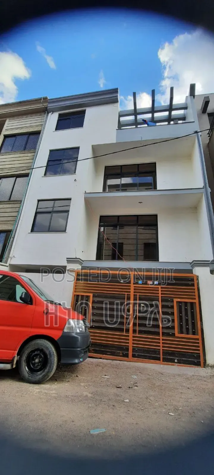 ለሽያጭ የቀረበ ቆንጆ ጂ+3ፎቅ