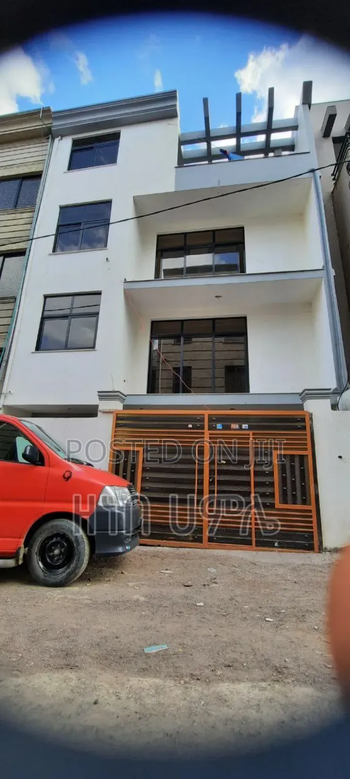 ለሽያጭ የቀረበ ቆንጆ ጂ+3ፎቅ