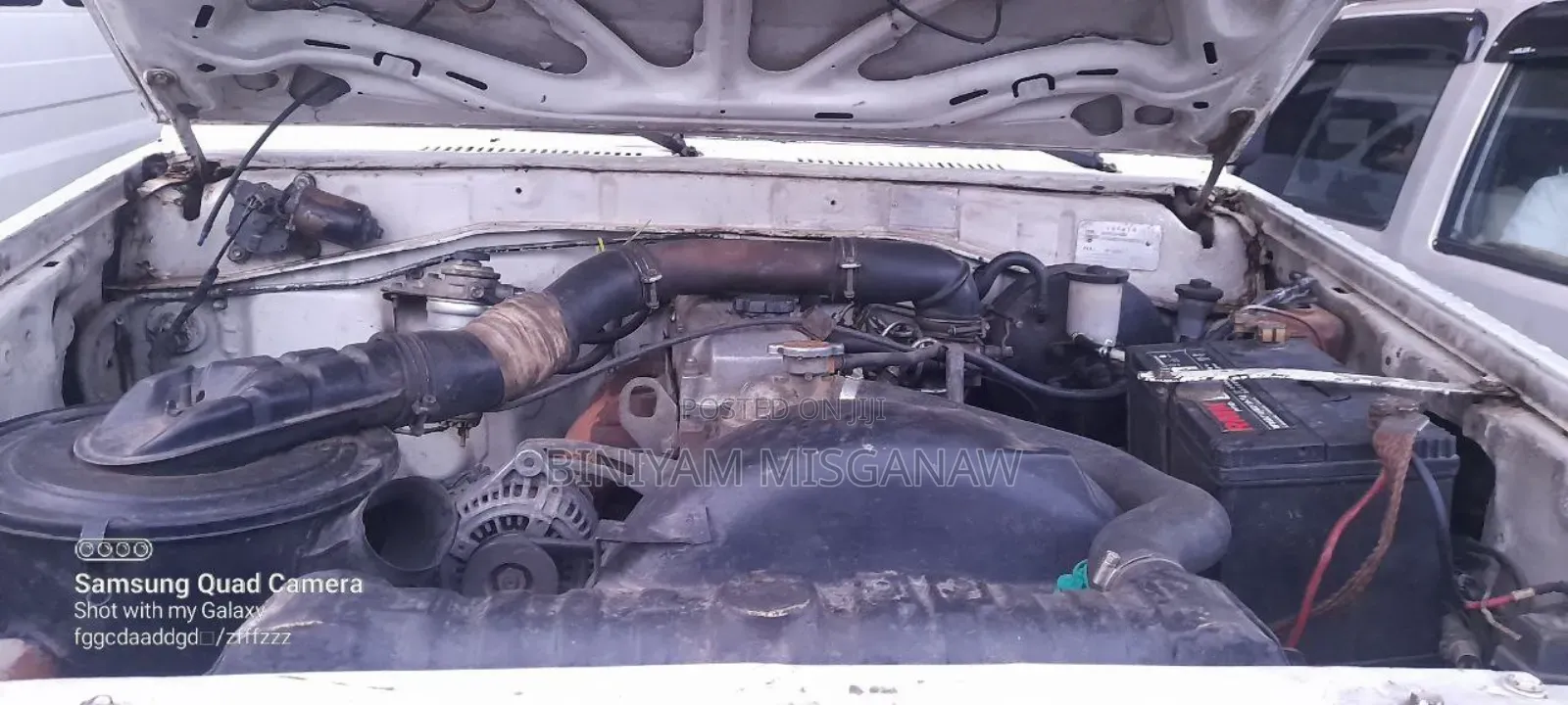 Toyota Land Cruiser 1990 White