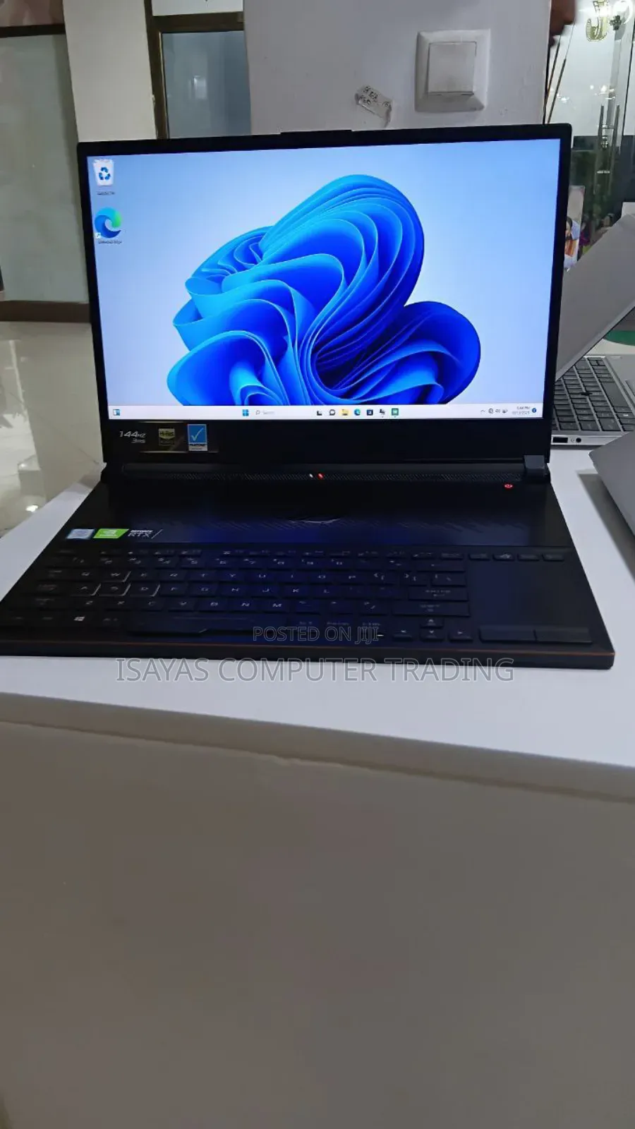 New Laptop Asus ROG Zephyrus G15 24GB Intel Core I7 SSD 2T