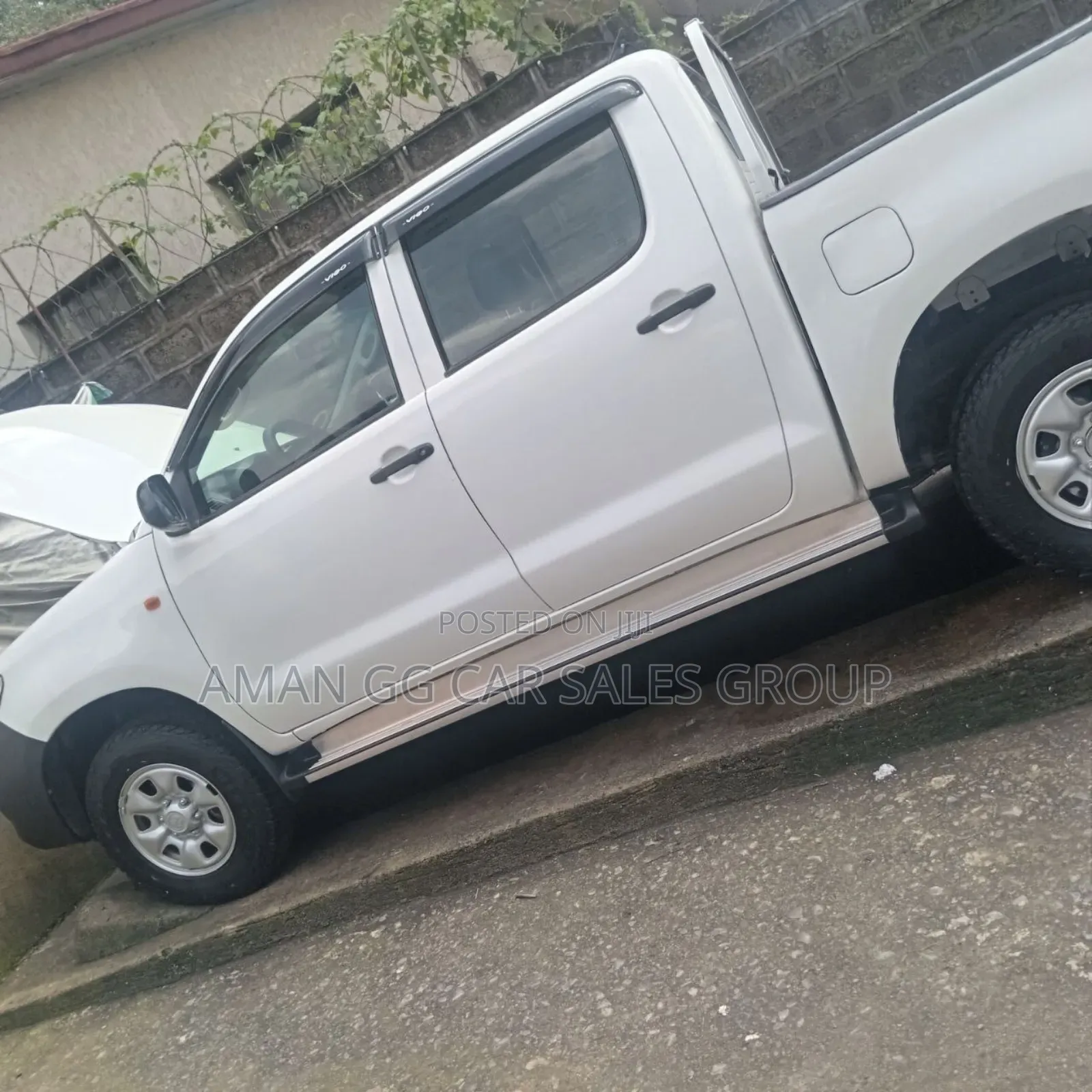 Toyota Hilux 2013 White
