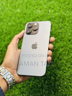 Photo - Apple iPhone 14 Pro Max 128 GB Black