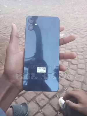 New Samsung Galaxy A05 64 GB Black