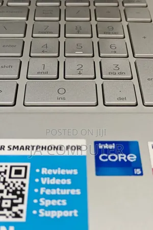 New Laptop HP Envy X360 8GB Intel Core I5 SSD 256GB