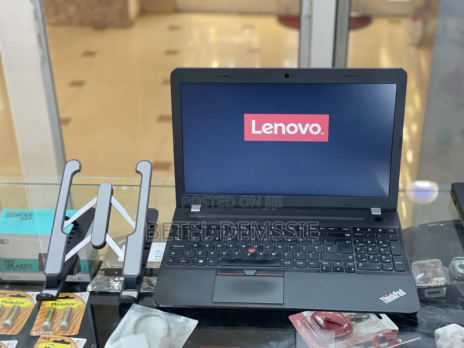 Laptop Lenovo 12GB Intel Core 3 HDD 640GB
