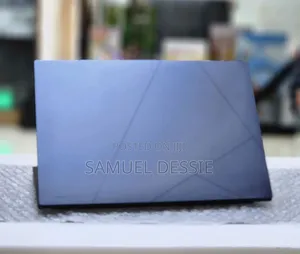 New Laptop Asus Zenbook 14 UX434 16GB Intel Core I7 SSD 512GB