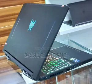 New Laptop Acer Predator Helios 300 16GB Intel Core I9 SSD 1T