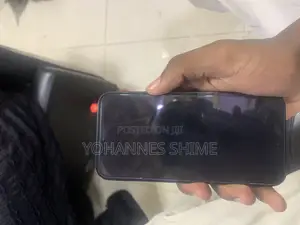 Photo - New Apple iPhone 12 128 GB Black