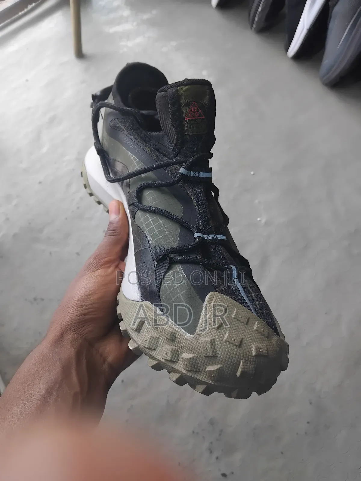 Nike Acg Mountain Fly Low Se Sneakers.