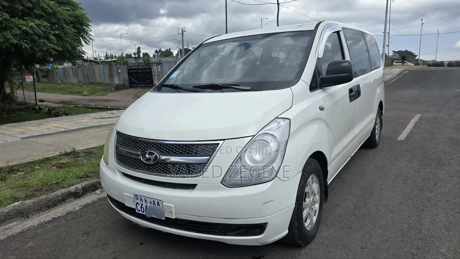 Hyundai Starex 2009 White