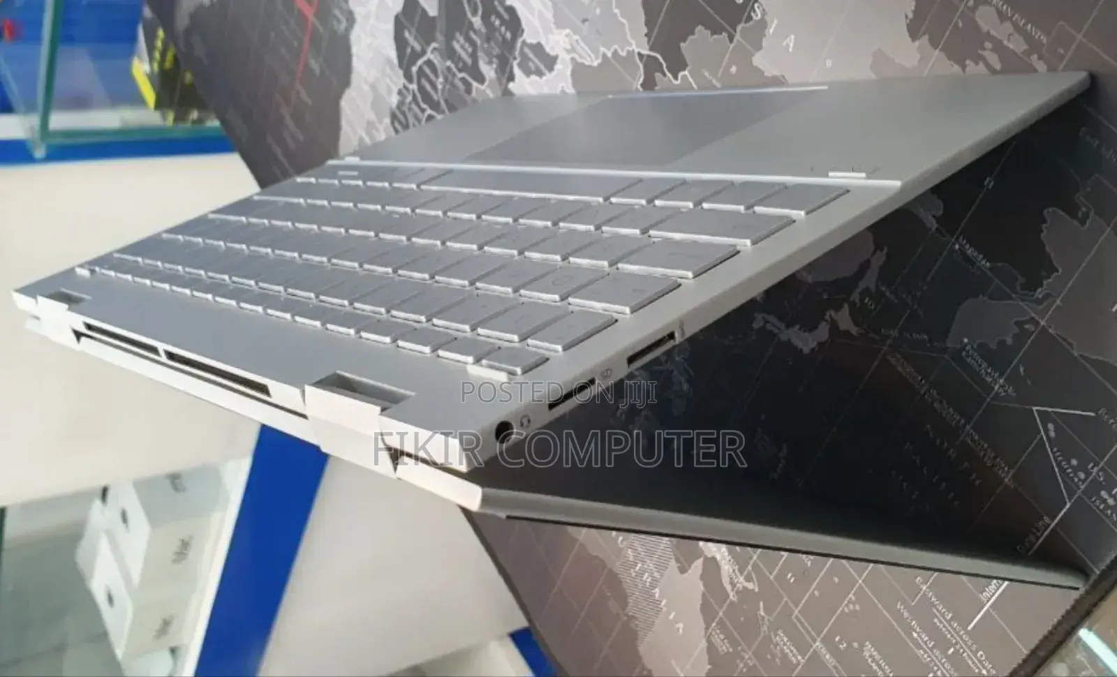 New Laptop HP Envy X360 8GB Intel Core I7 SSD 512GB