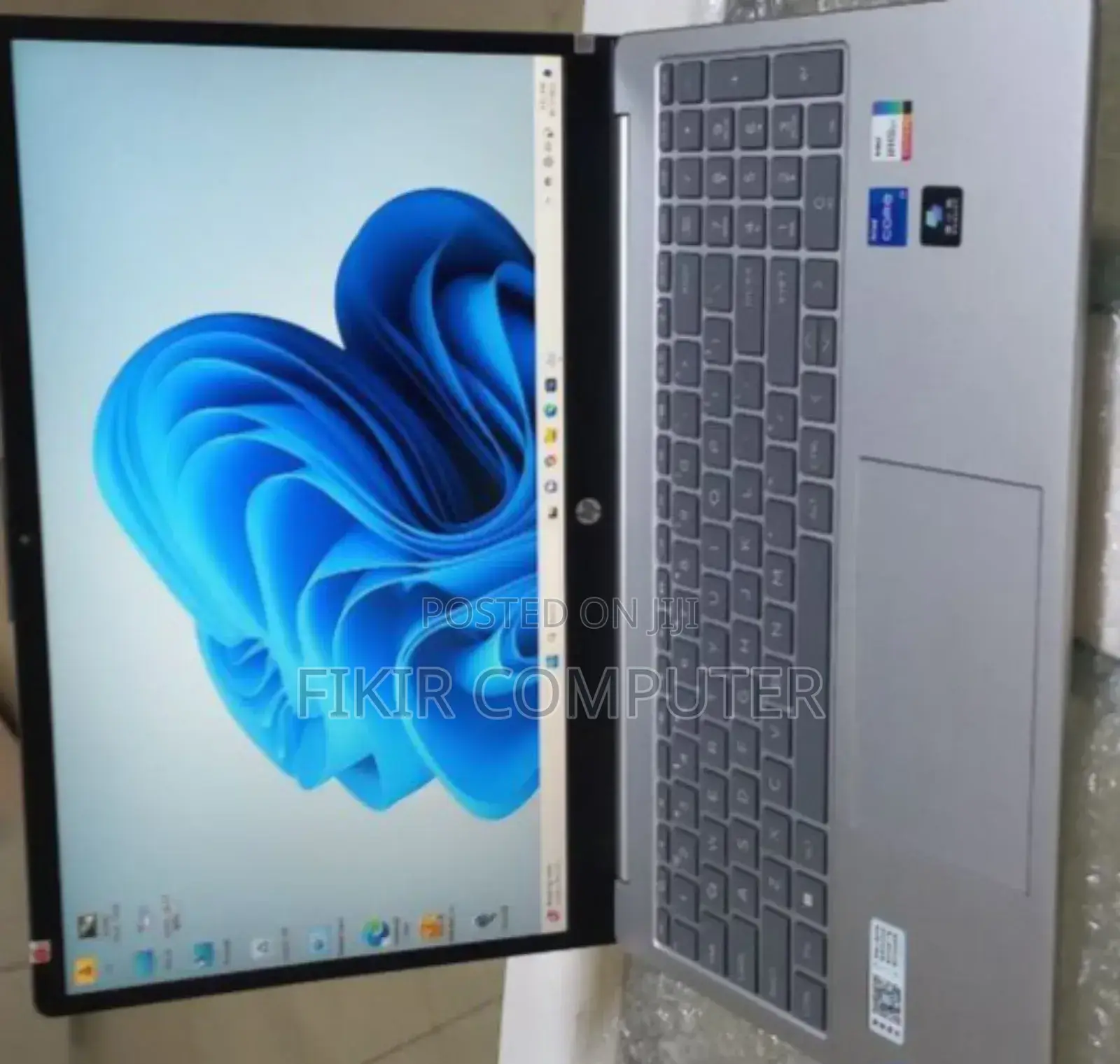 New Laptop HP Stream Notebook 16GB Intel Core I7 SSD 512GB