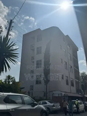 አስቸካይ የሚሸጥ ህንፃ