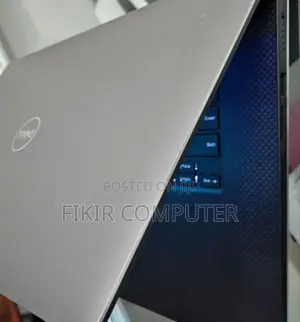 New Laptop Dell Precision 5540 16GB Intel Core I5 SSD 256GB