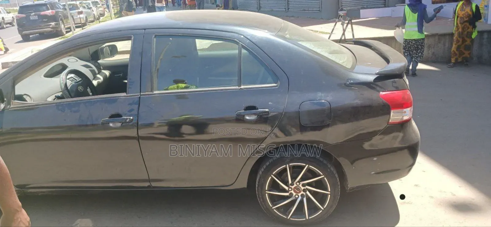 Toyota Yaris 2012 Gray