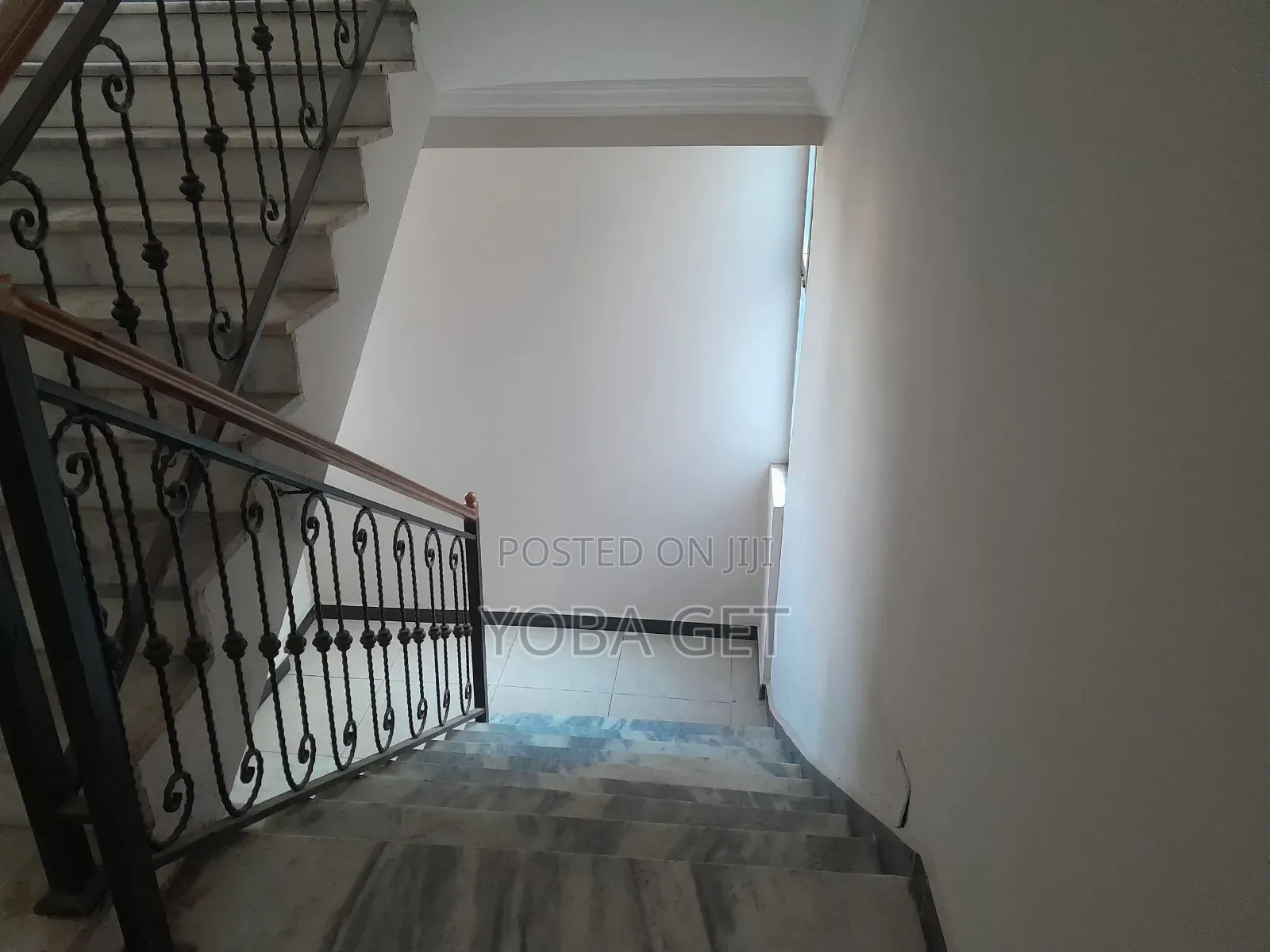 አስቸካይ የሚሸጥ ቤት