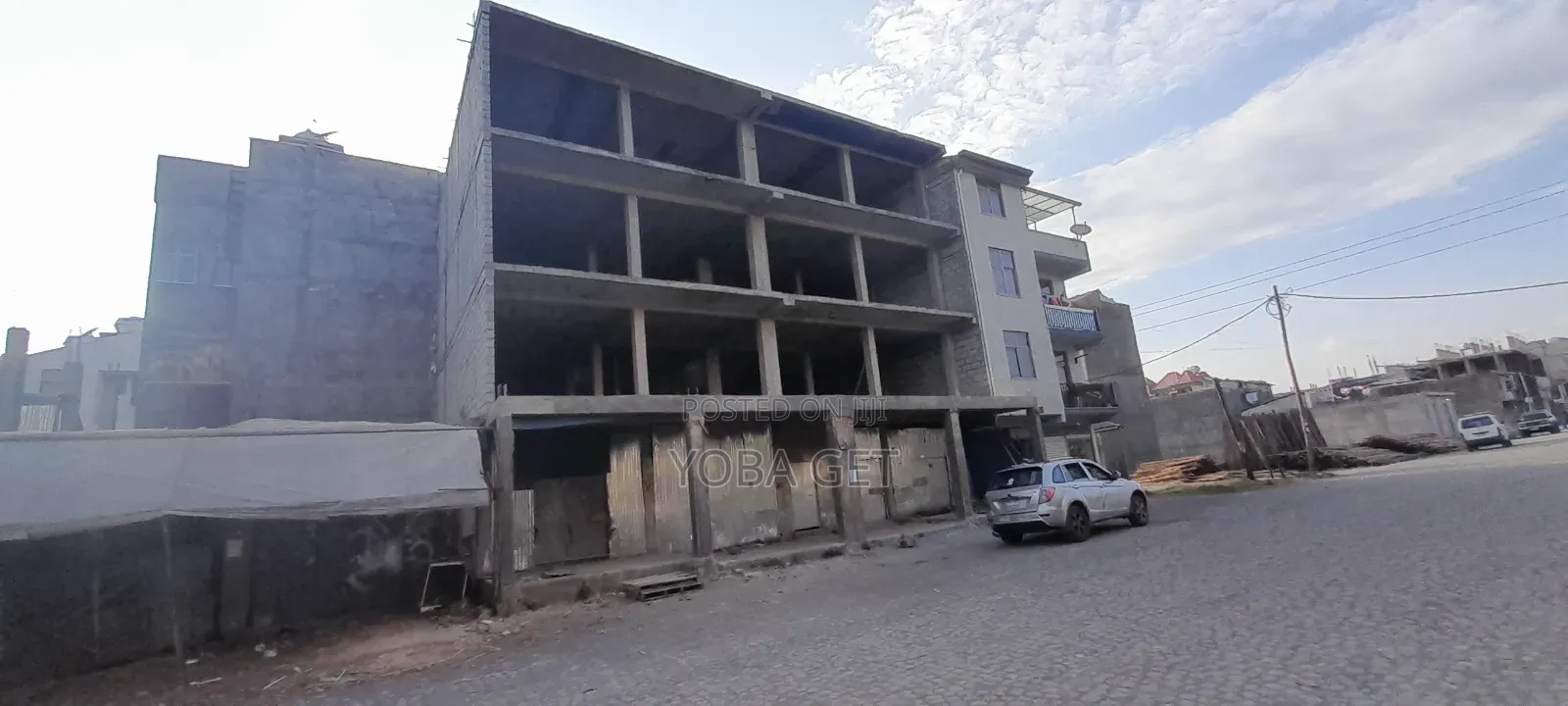 አስቸካይ የሚሸጥ የንግድ ባታ