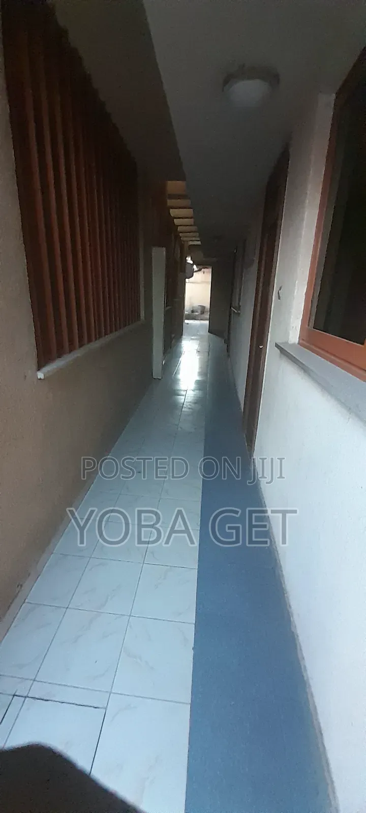 Furnished 8bdrm House in አስቸካይ የሚሸጥ ቤት, Akaky Kaliti for sale