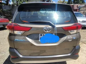 Toyota Rush 2023 Gray