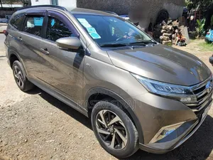 Toyota Rush 2023 Gray