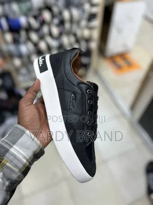Photo - Clarks Premium Flat Sneakers