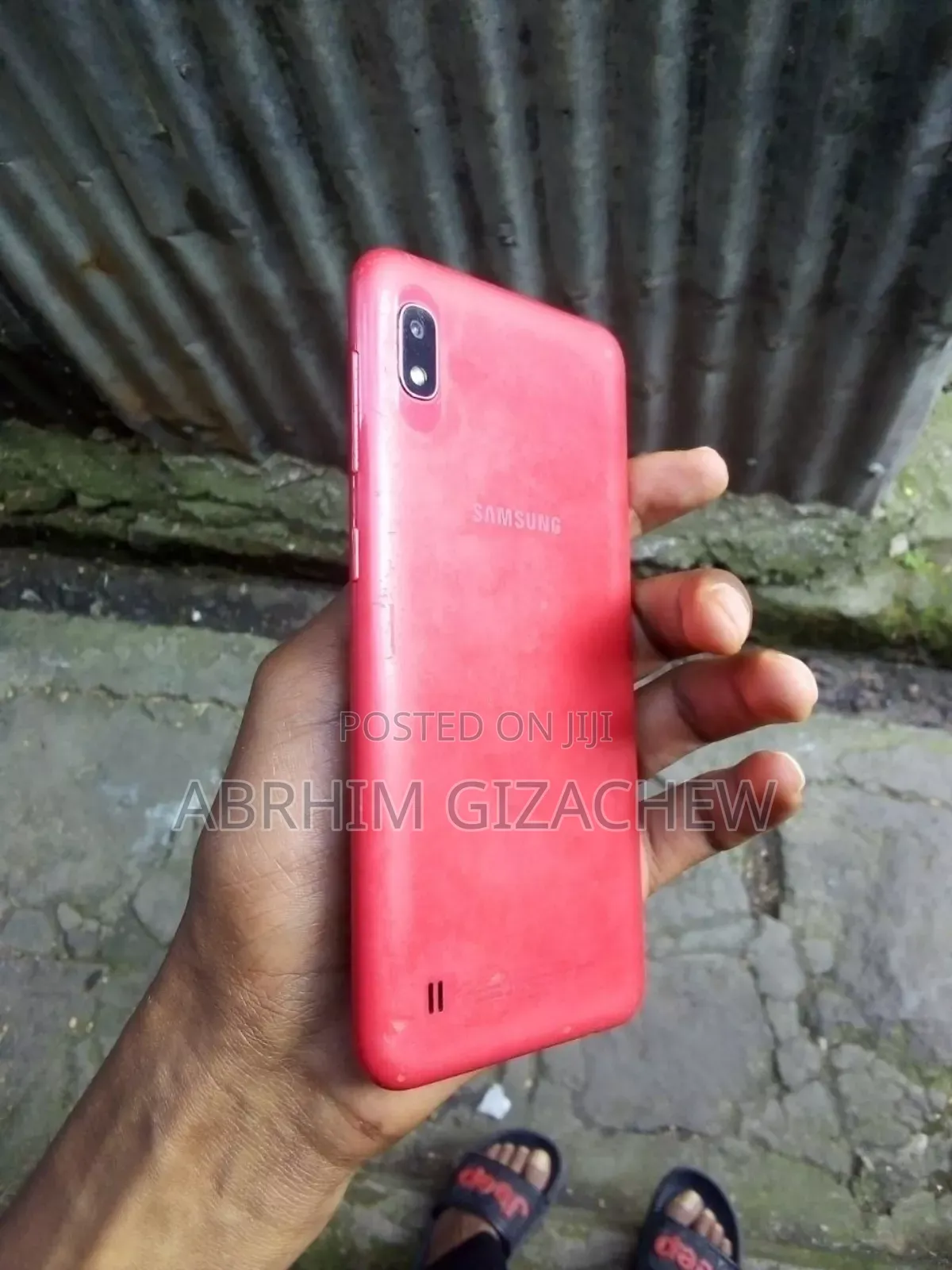Samsung A10 32 GB Red