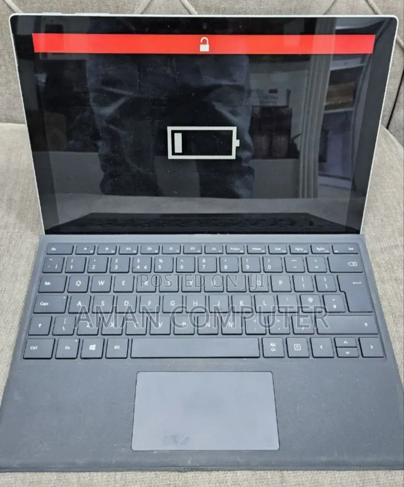 New Laptop Microsoft Surface 8GB Intel Core I7 SSD 256GB