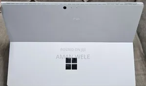 New Laptop Microsoft Surface 8GB Intel Core I7 SSD 256GB